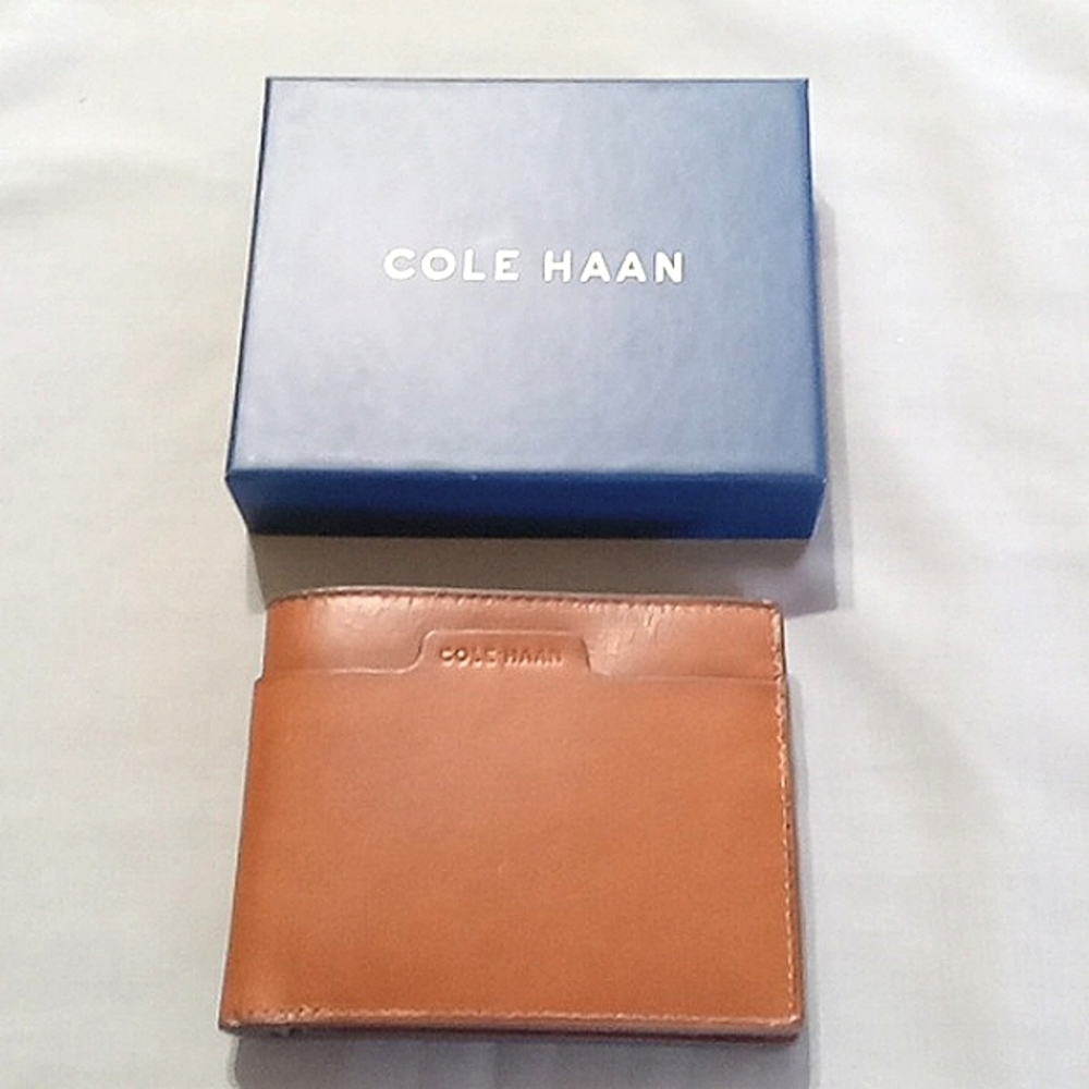 COLE HAAN Brown Tan Wallet Mens Leather Bi Fold NEW Credit Card Money Holder